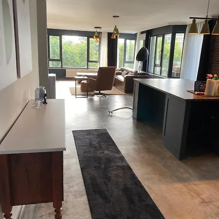 1008 Lux Close To Consulates Διαμέρισμα